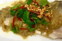 Cá hấp sốt gừng tươi ngon vừa ấm nóng cho ngày lạnh