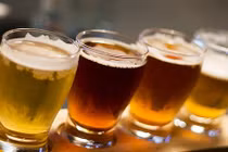 Uống bia giải nhiệt sai cách khiến bạn càng uống càng khát