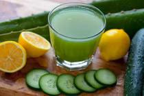 Đánh bay mỡ thừa cứng đầu bằng cốc nước rẻ tiền trước khi ngủ