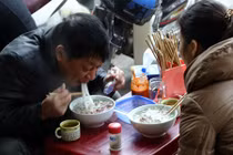 Ăn những món này ngoài hàng ngon hơn tự nấu