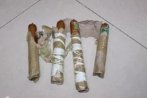 Kết đắng cho thanh niên dọa ném "bom ...xúc xích" vào nhà bạn gái 