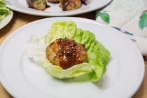 Thịt gà băm viên sốt nước tương dễ làm ăn hoài không ngán