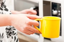 Pha trà ngon bằng lò vi sóng tới chuyên gia phải bái phục