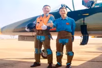 Hành động dũng cảm của phi công máy bay rơi ở Phú Yên