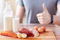 Dấu hiệu chắc chắn cơ thể cần nạp thêm chất đạm 