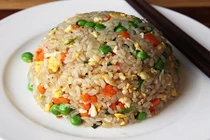 Cách rang cơm ngon phục vụ anh xã mùa Euro