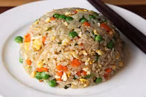 Cách rang cơm ngon phục vụ anh xã mùa Euro