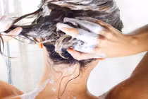 Bí quyết của cô nàng không hề có tóc rối