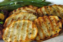 Không cần chiên, làm cách này khoai tây cũng giòn không kém