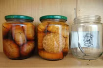 Những chiếc bánh trung thu kỳ lạ nhất thế giới