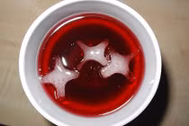 Mỹ: Chảy máu não 15 phút sau khi uống nước tăng lực