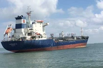 Bác bỏ tin tàu Petrolimex đâm chìm tàu Hải Thành 26 rồi không cứu nạn
