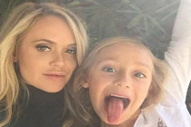 Người mẫu Playboy chết đau đớn vì rách động mạch