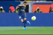 Video: Pha xử lý bóng điệu nghệ khiến người xem thích thú