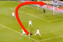 Top 10 pha vẩy má ghi bàn đẳng cấp nhất