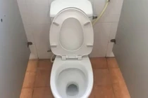 Những bước xử lý bồn cầu bị rò rỉ nước