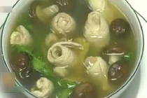 Cách làm lẩu gà thơm ngon tốt cho người viêm đại tràng