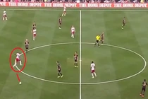 Top những đường chuyền kiểu “lườm rau gắp thịt” đẳng cấp nhất