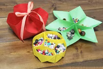 Hai cách làm hộp giấy đựng bánh kẹo cực đẹp