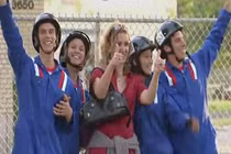 Ngỡ ngàng với trò đùa của hai cặp song sinh 