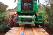 Những tài xế liều lĩnh nhất quả đất