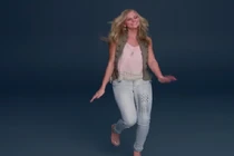 “Cứ như con gái” có phải là một điều đáng xấu hổ?