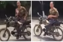 Thót tim cảnh “thánh đi xe máy” di chuyển không cần lái