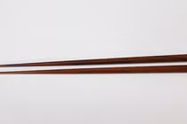 Cách đơn giản kiểm tra đũa gỗ nhà bạn nhuộm hóa chất không