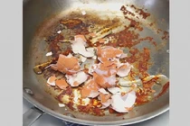 Mẹo hữu ích sử dụng lại nguyên liệu bỏ đi trong bếp