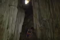 Dân Ninh Bình chui xuống lòng đất, vào hang đá tránh nóng