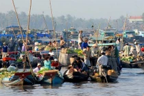 Ngắm chợ nổi ngày Tết ở miền Tây 