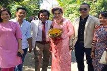 Sao Việt dự lễ cưới đạo diễn 51 tuổi và vợ kém 25 tuổi