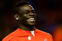 Tài lẻ khó tin của sao bóng đá