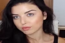 Học 10 kiểu trang điểm cực xinh chỉ trong 2 phút