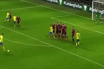 Top 20 siêu phẩm sút phạt đẹp nhất năm 2015