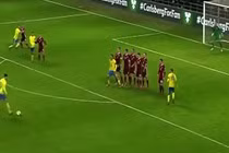 Top 20 siêu phẩm sút phạt đẹp nhất năm 2015