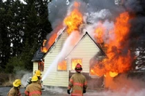 Con rể tự thiêu, tỷ phú mất trắng gia sản