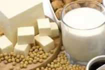 7 loại thực phẩm có thể gây mất nước bạn nên biết