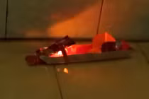 Cách làm thuyền chạy bằng nến từ vật dụng đơn giản