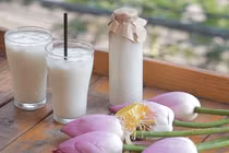 Cách làm sữa hạt sen bổ dưỡng an thần ngon khó cưỡng