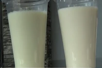 Cảnh giác sữa đậu nành pha hóa chất