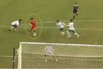 Công Phượng chơi bóng như Messi trước cầu thủ U23 Indonesia