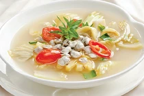 Bí quyết nấu món canh hến dưa cải ngon nhớ đời