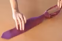 Mẹo nhỏ giúp quý ông thắt cà vạt nhanh đẹp