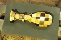 Video: Tường tận quy trình làm ra chiếc lọ lục bình tuyệt đẹp