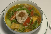 Bí quyết nấu món canh măng chua riêu cua thơm ngon