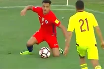 Những tình huống qua người trong bóng đá đầy “ảo diệu“