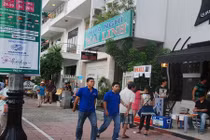 Xem bắn pháo hoa Đà Nẵng: nhà càng cao, giá càng tăng