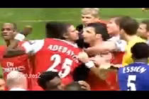 Hình ảnh xấu xí trong những cuộc đối đầu Chelsea và Arsenal