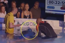 Kỷ lục gia thế giới nín thở 23 phút như thế nào?